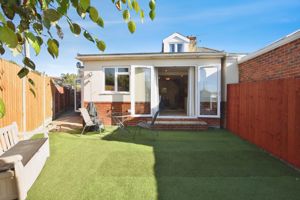 Photo 11- click for photo gallery